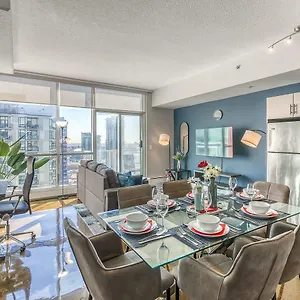 Cozy 2br With King Bed And Views Calgary